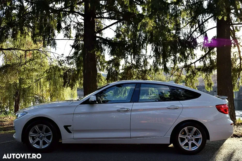 BMW Seria 3 F30/F31/F34 [2011 - 2019] 320d Aut. xDrive Luxury Line — imagine 6