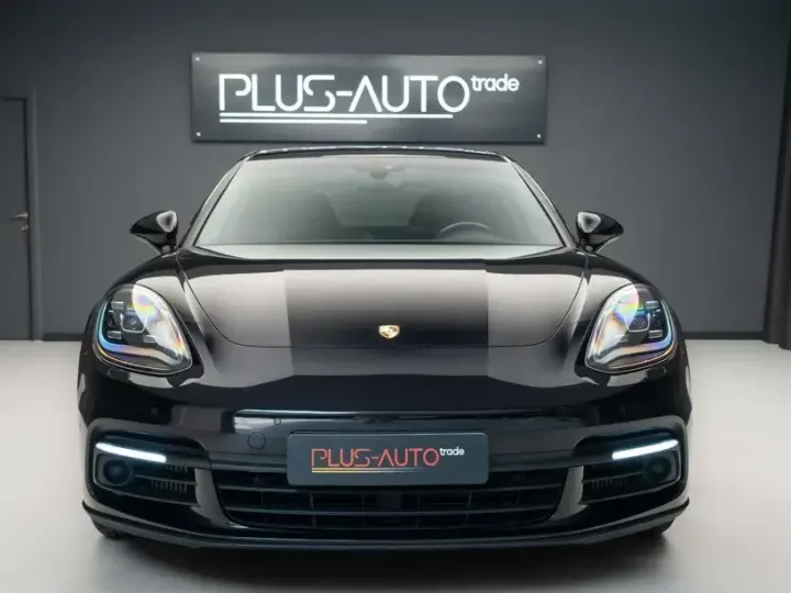 Porsche Panamera 4S