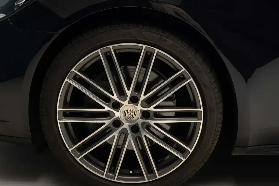 Porsche Panamera 4S — imagine 4