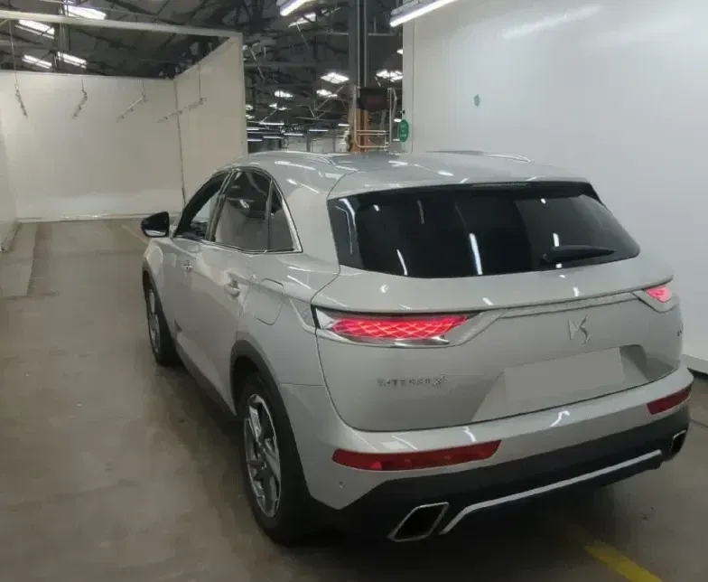 DS Automobiles DS 7 Crossback 4x4 300 RIVOLI — imagine 3