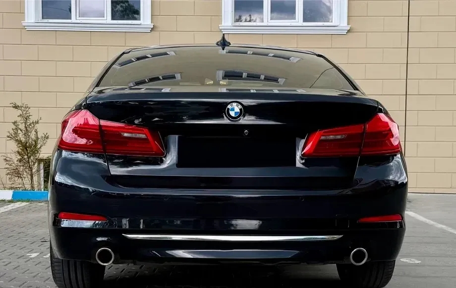 BMW Seria 5 G30/G31 520i AT — imagine 6
