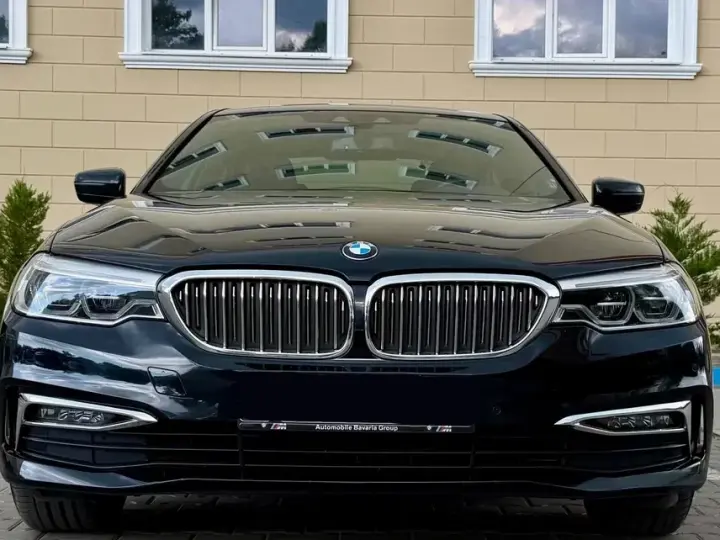 BMW Seria 5 G30/G31 520i AT