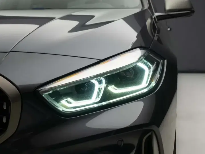 BMW M1 M135i xDrive