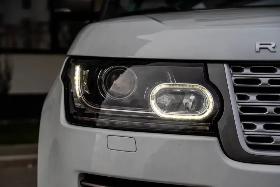 Land Rover Range Rover IV — imagine 3