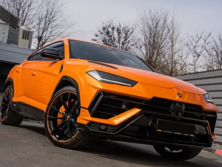 Lamborghini URUS