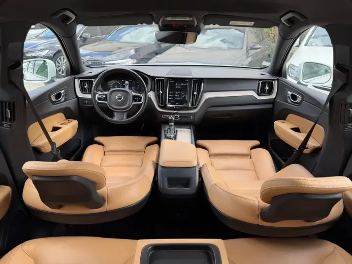 Volvo XC 60 II D4 Inscription