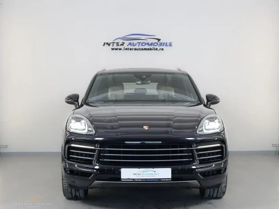 Porsche Cayenne — imagine 3