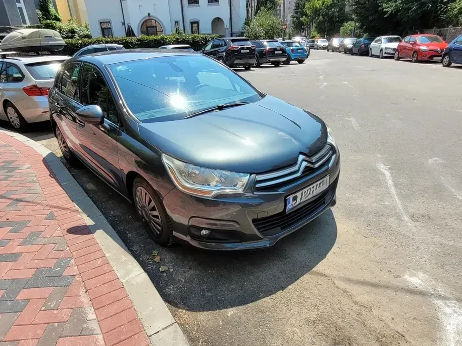 Citroën C4 VTi 120 Attraction — imagine 2