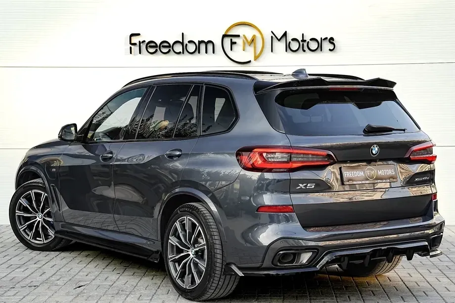 BMW X5 G05 xDrive45e AT PHEV — imagine 5