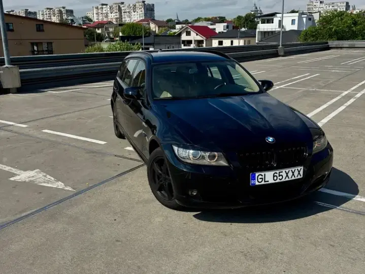 BMW Seria 3 E90/E91/E92/E93 [2005 - 2013] 318d