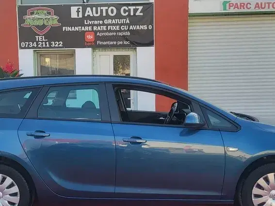 Opel Astra J