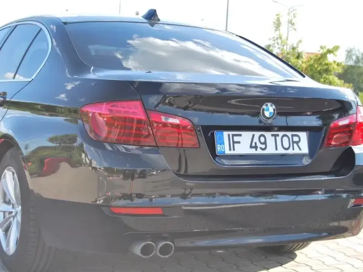 BMW Seria 5 F10/F11/F07 520d Aut.