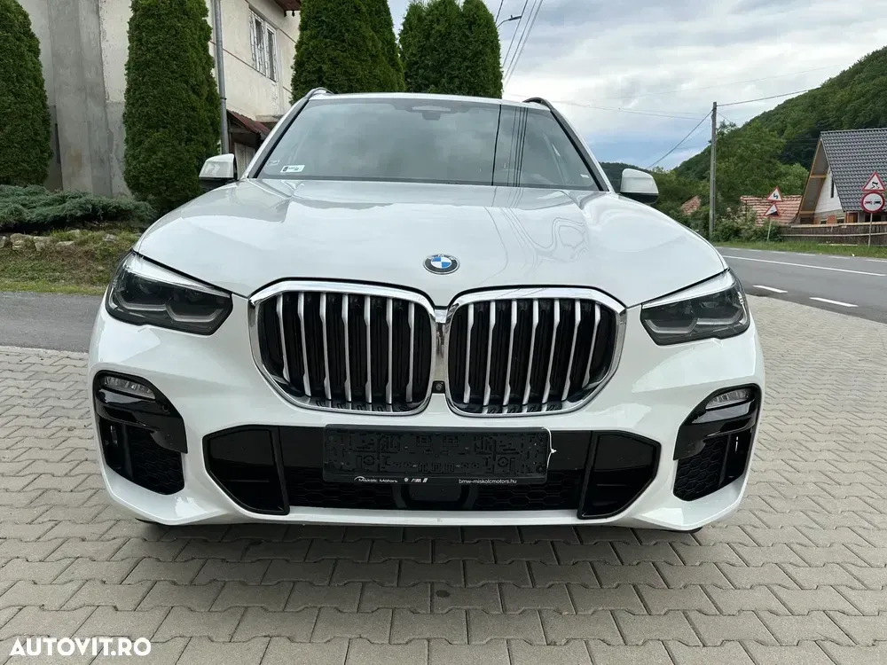 BMW X5 xDrive30d — imagine 2