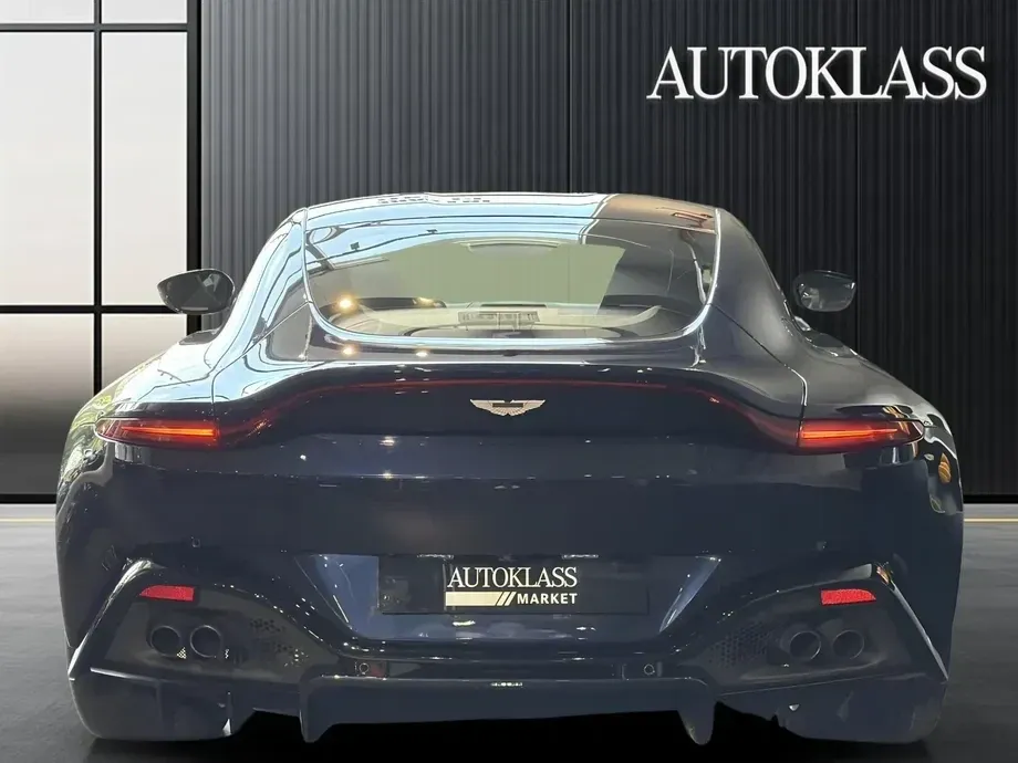 Aston Martin V8 Vantage — imagine 5
