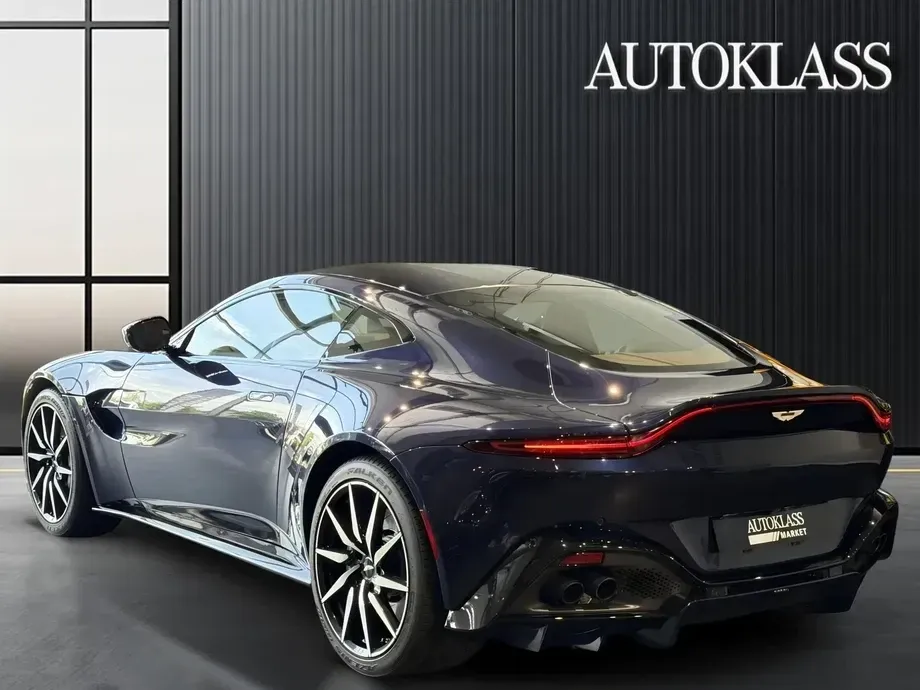 Aston Martin V8 Vantage — imagine 4