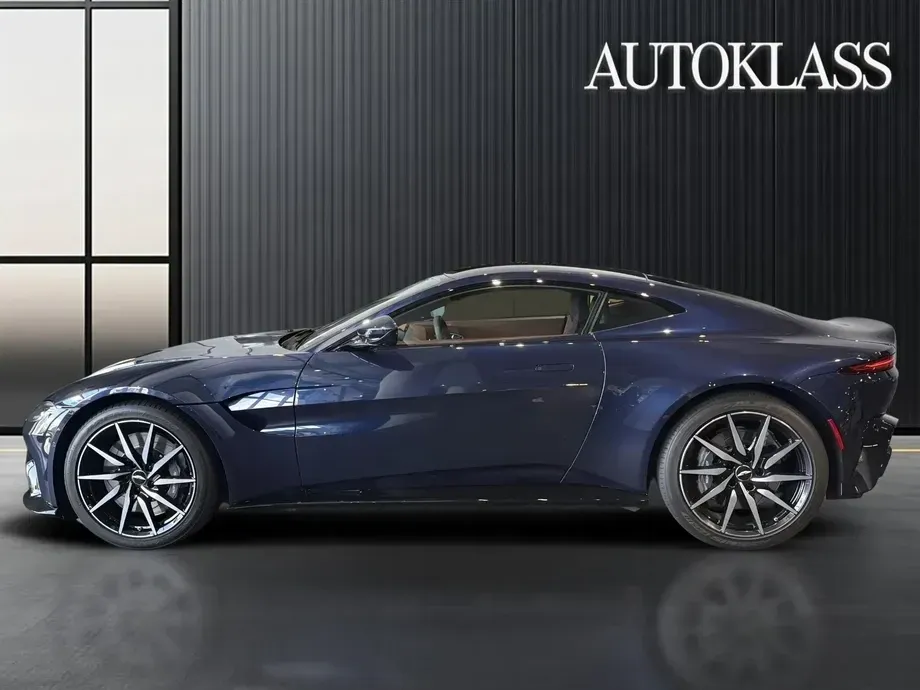 Aston Martin V8 Vantage — imagine 3