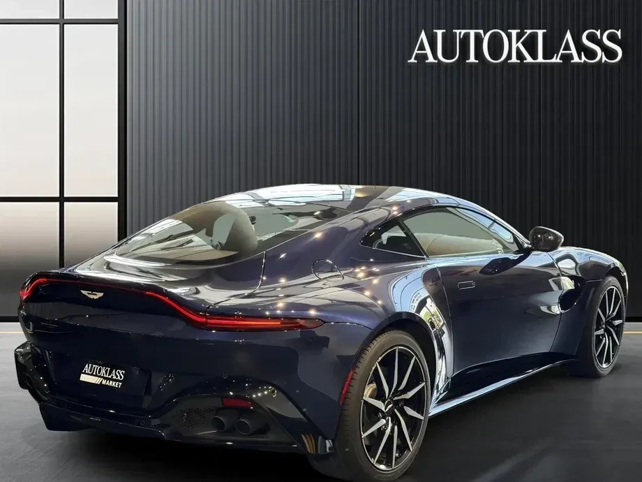 Aston Martin V8 Vantage — imagine 6