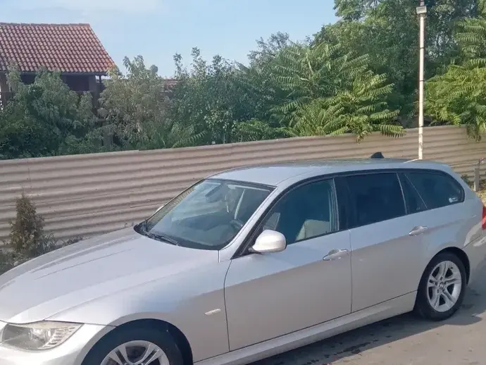 BMW Seria 3 E90/E91/E92/E93 320d