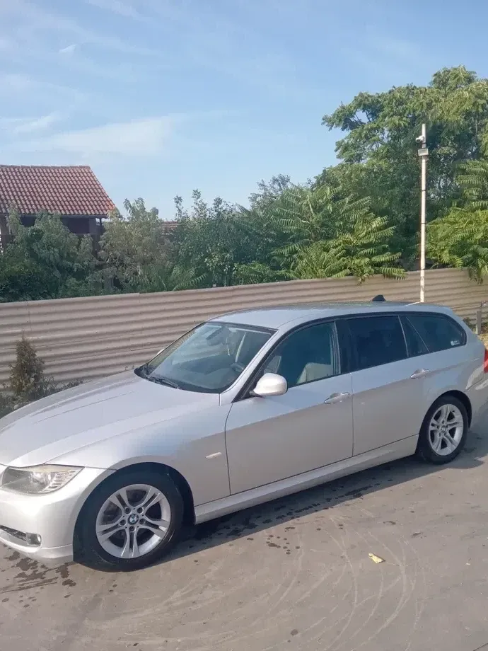BMW Seria 3 E90/E91/E92/E93 320d — imagine 2