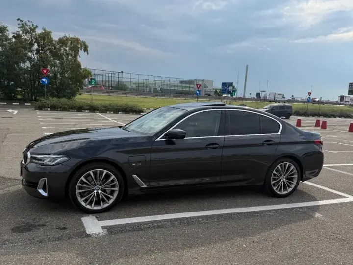 BMW Seria 5 G30/G31 [2017 - Prezent] 530e xDrive AT PHEV