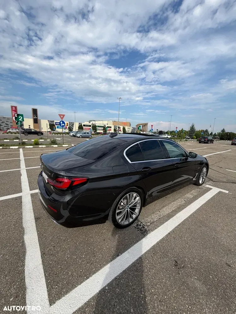 BMW Seria 5 G30/G31 [2017 - Prezent] 530e xDrive AT PHEV — imagine 4