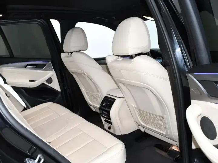 BMW X3 G01