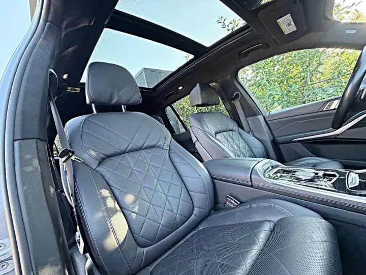 BMW X7 xDrive40i AT MHEV
