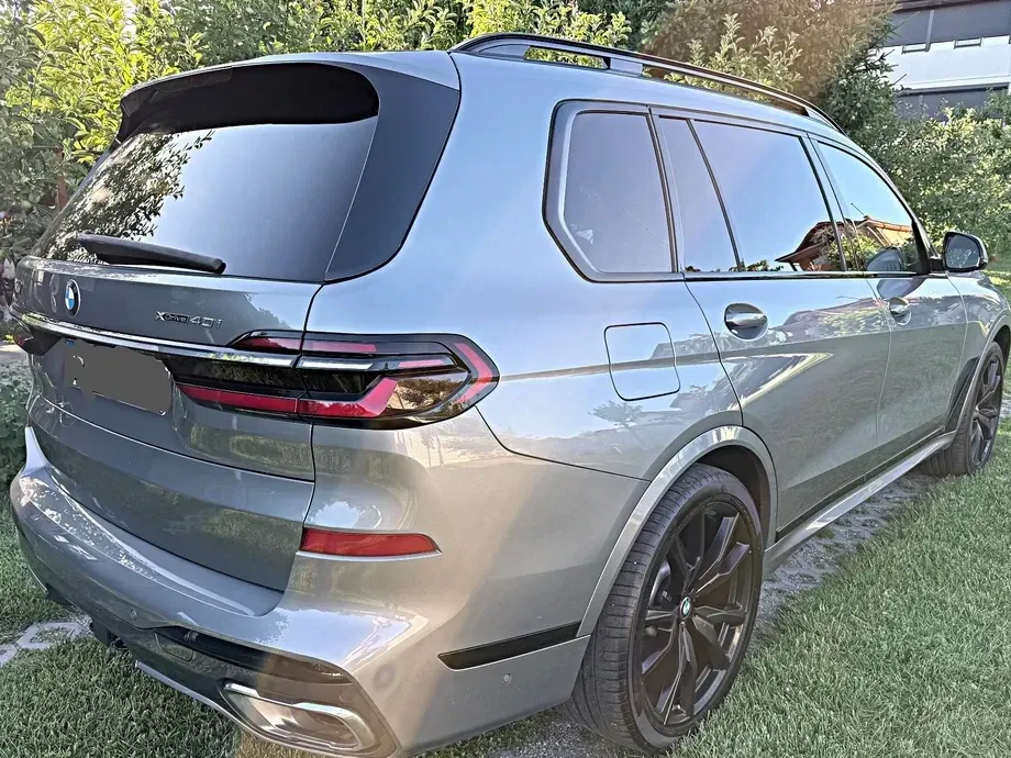 BMW X7 xDrive40i AT MHEV — imagine 3