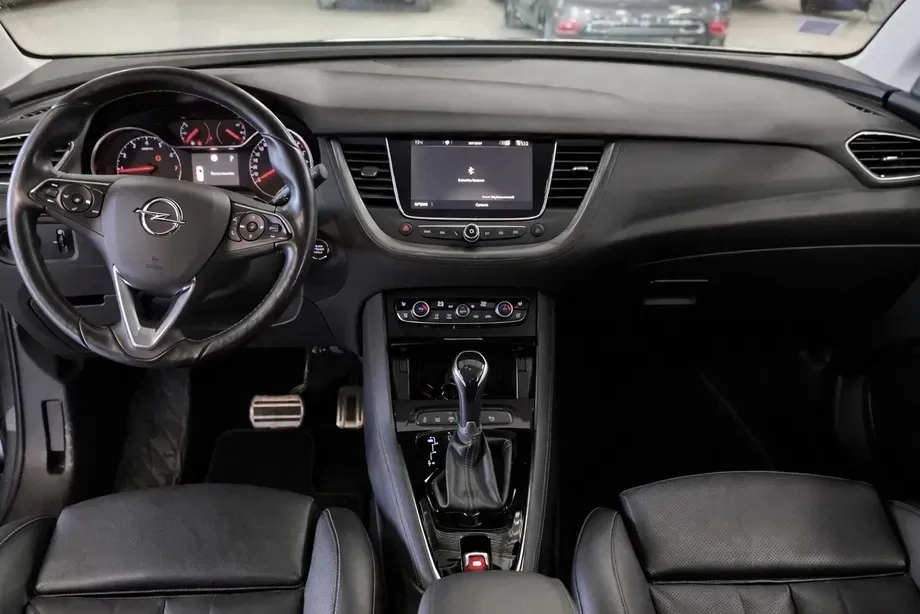 Opel Grandland X 1.2 Turbo START/STOP Aut. Ultimate — imagine 4