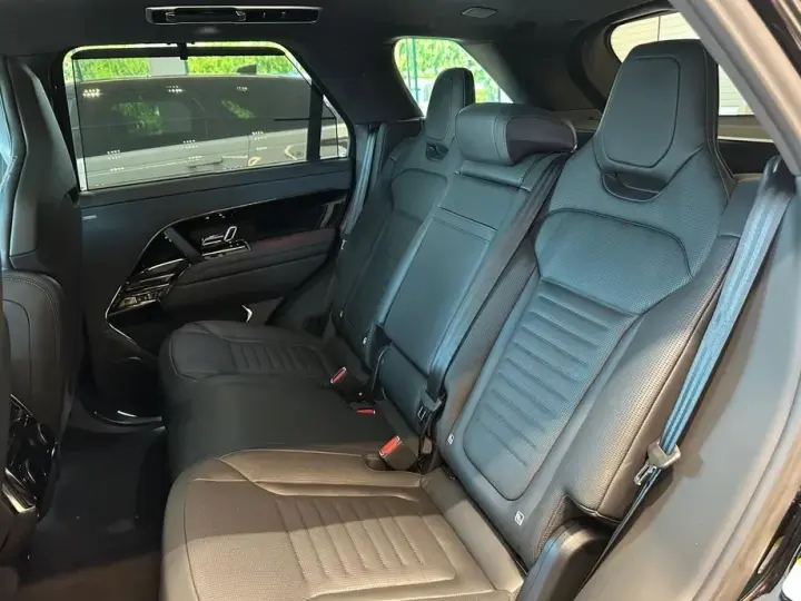 Land Rover Range Rover Sport III 4.4 V8 P635 MHEV SV Black