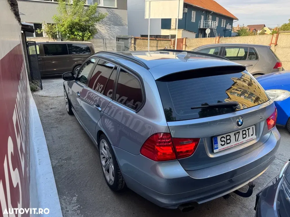 BMW Seria 3 E90/E91/E92/E93 [2005 - 2013] — imagine 4