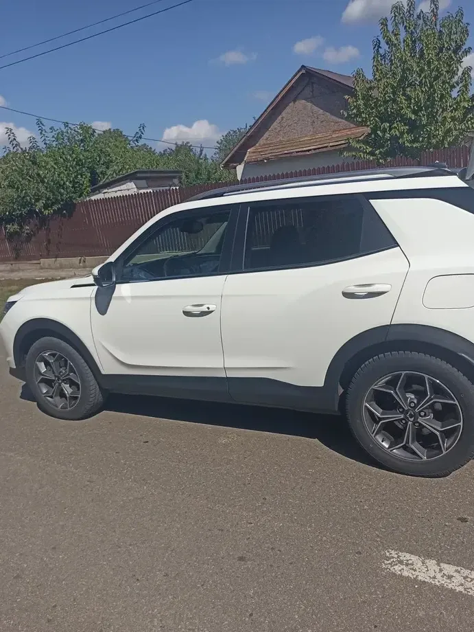 SsangYong Korando 1.5 T-GDi 2WD Amber — imagine 4