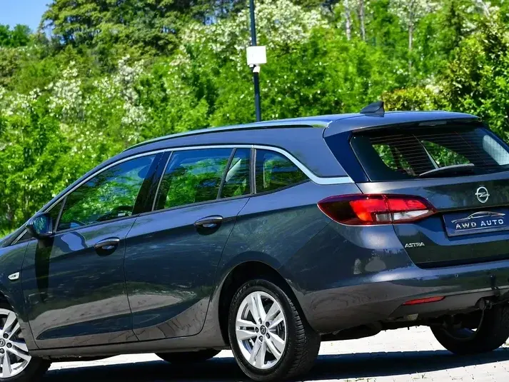 Opel Astra K 1.6 D Edition
