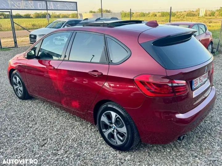 BMW Seria 2 216d Sport Line