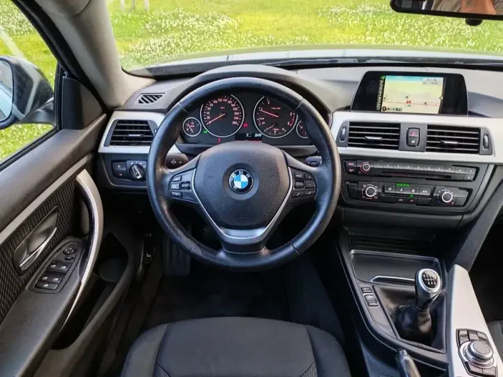 BMW Seria 4 418d Luxury Line