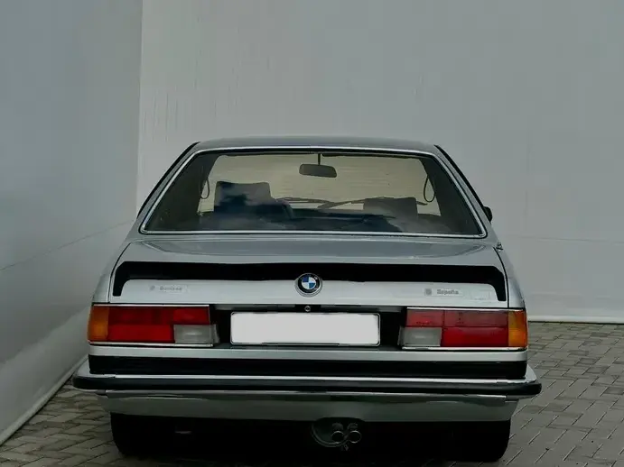 BMW Seria 6 E24