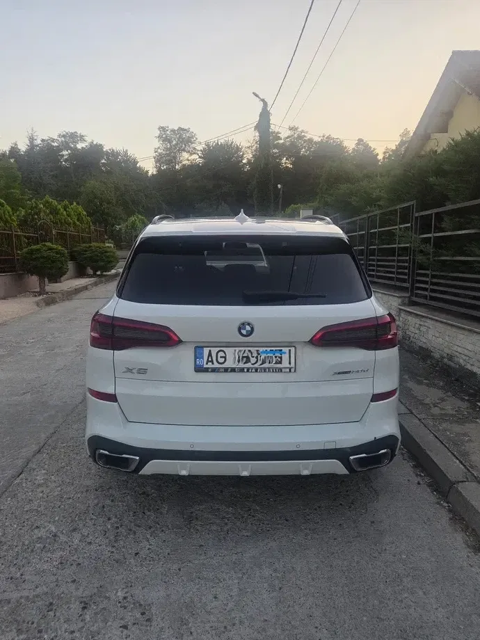 BMW X5 xDrive30d — imagine 2