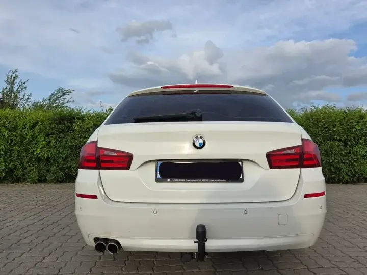 BMW Seria 5 F10/F11/F07 520d