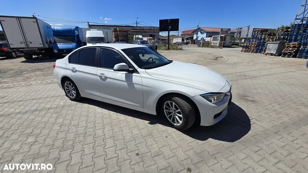 BMW Seria 3 F30/F31/F34 [2011 - 2019] — imagine 3