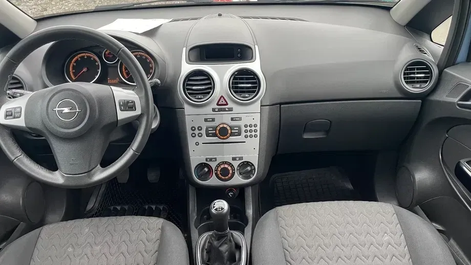 Opel Corsa E 1.4 16V Active — imagine 2