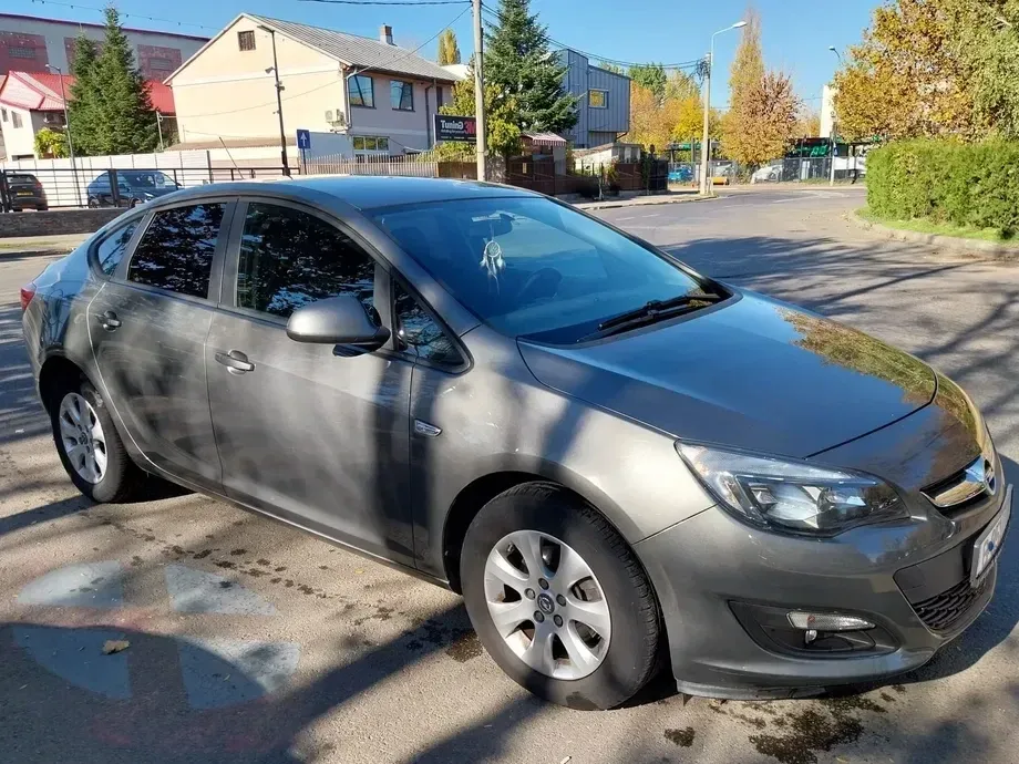 Opel Astra J 1.6 CDTI ECOTEC ECOFlex Start/Stop Enjoy — imagine 2