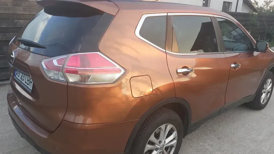 Nissan X-Trail III [2014 - Prezent[ 1.6L dCI Start/Stop 4x4-i Acenta — imagine 4