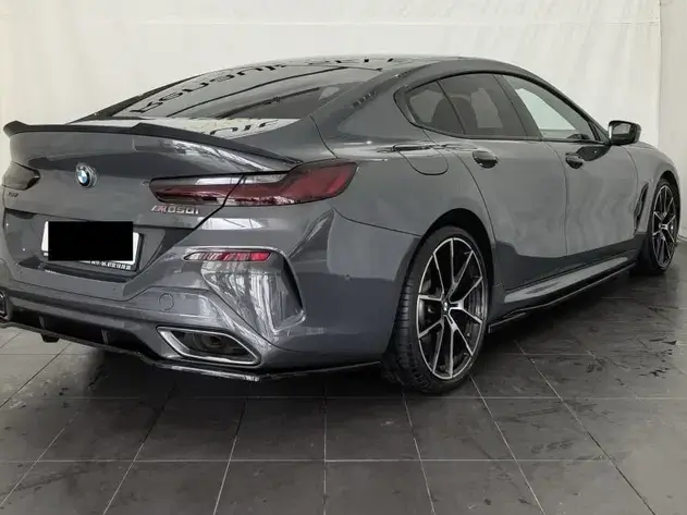 BMW M8