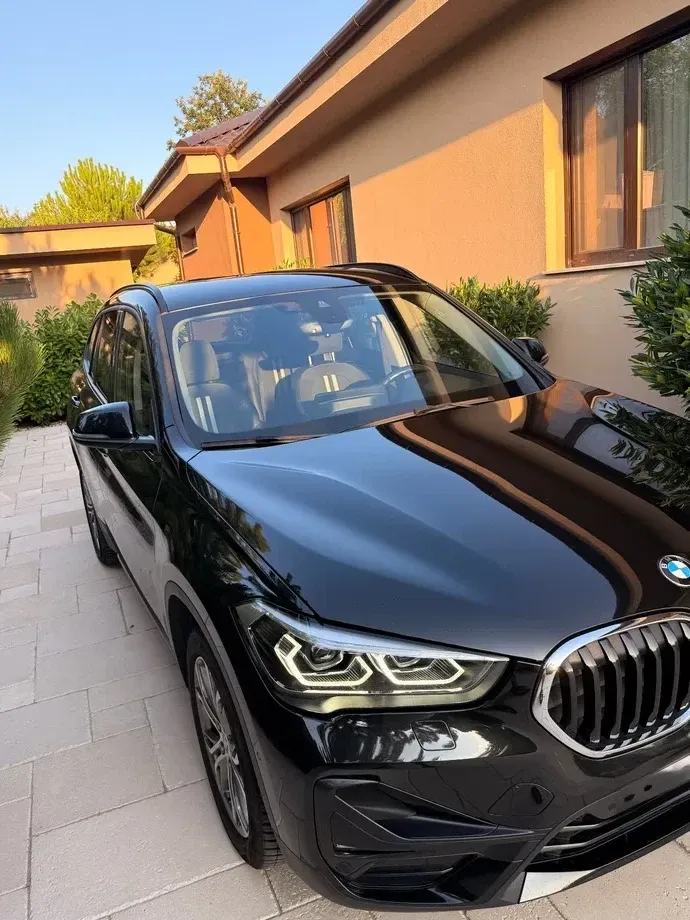BMW X1 F48 xDrive20d AT — imagine 2