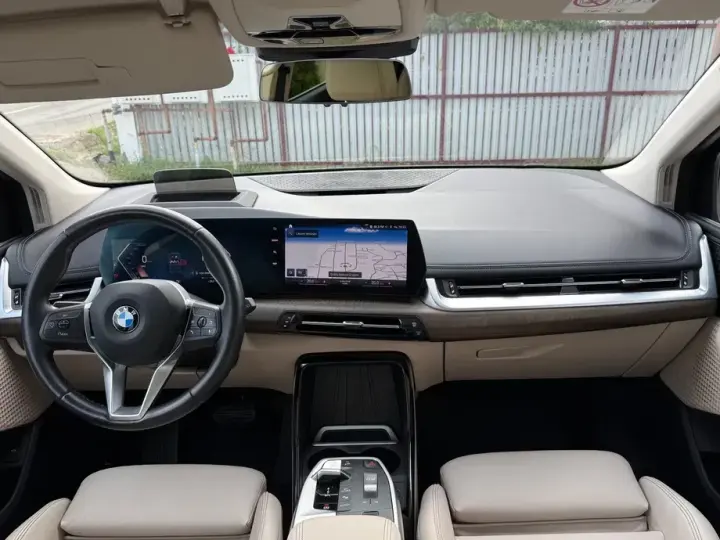 BMW Seria 2 218d Aut. Luxury Line