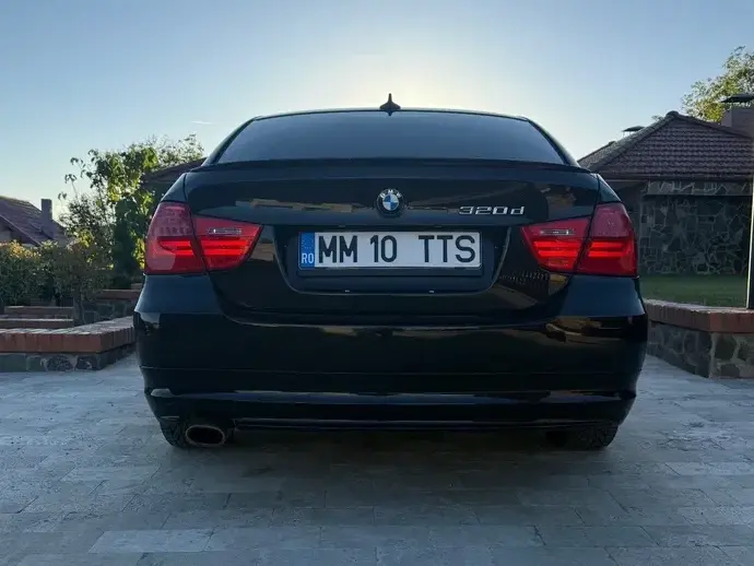 BMW Seria 3 E90/E91/E92/E93 320d