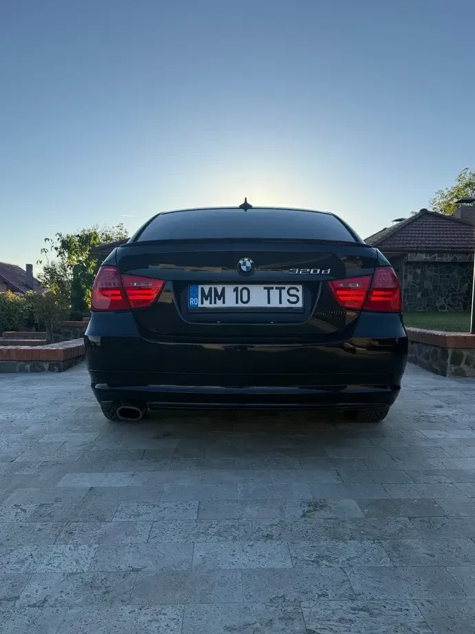 BMW Seria 3 E90/E91/E92/E93 320d — imagine 4