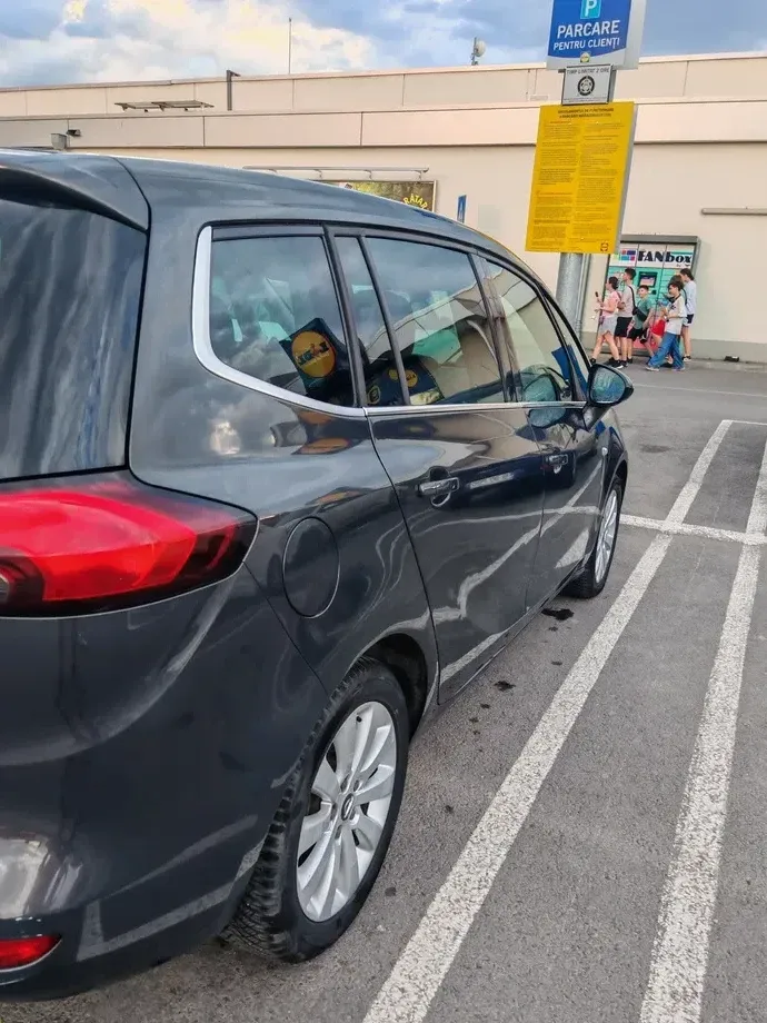 Opel Zafira C [2011 - Prezent Tourer 2.0 CDTI Automatik Style — imagine 6