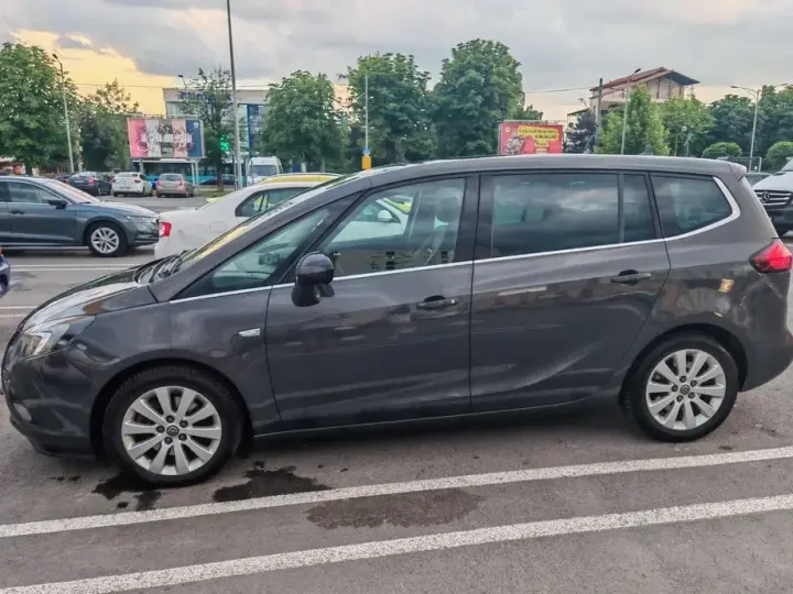 Opel Zafira C [2011 - Prezent Tourer 2.0 CDTI Automatik Style