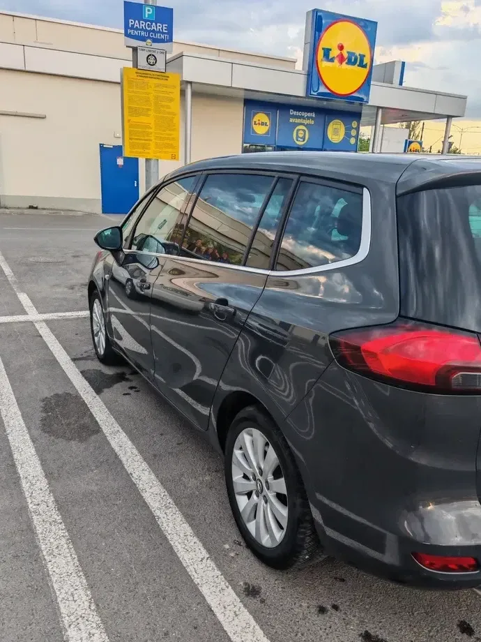 Opel Zafira C [2011 - Prezent Tourer 2.0 CDTI Automatik Style — imagine 5